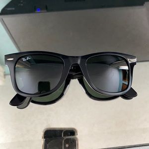 Brand new Ray-Ban Wayfarer sunglasses